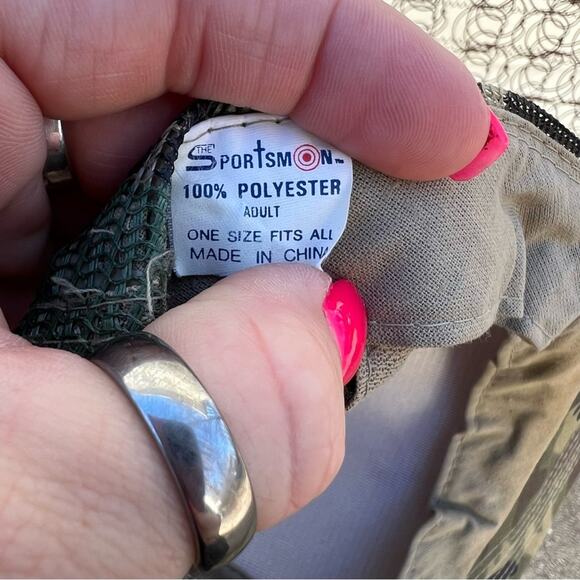 Vintage Diamond V Ranch Camo Trucker Hat - Picture 5 of 5